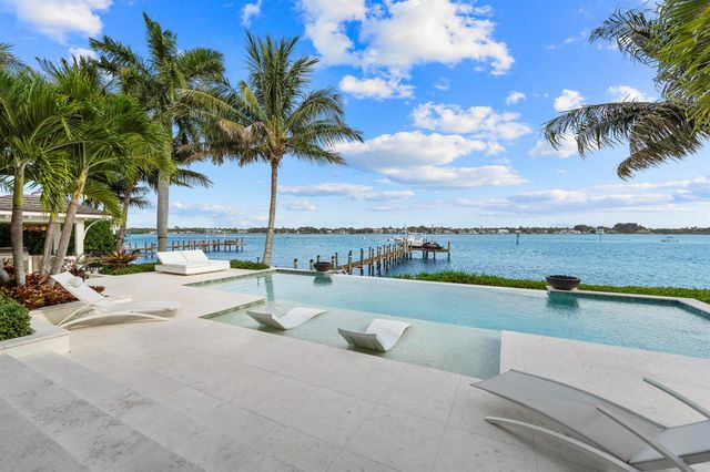 18714 Rio Vista Drive, Jupiter, FL 33469