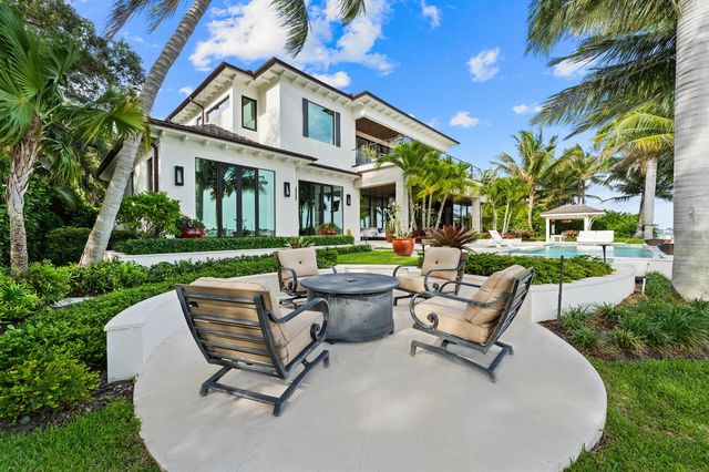 18714 Rio Vista Drive, Jupiter, FL 33469