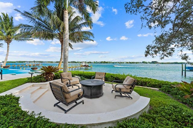 18714 Rio Vista Drive, Jupiter, FL 33469