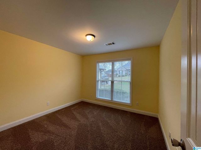 135 SARA LANE, Clanton, AL 35045