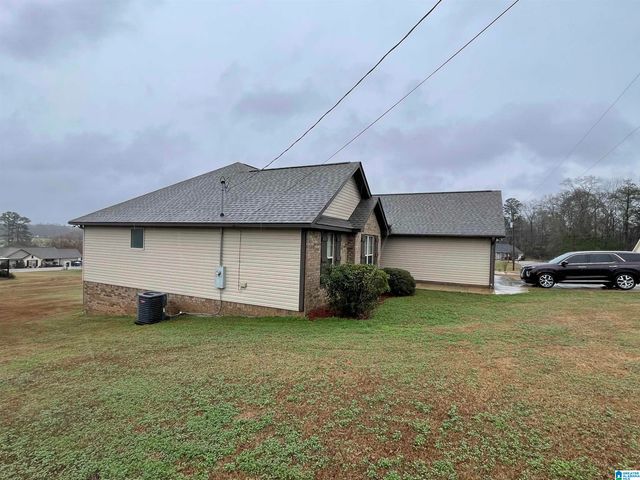 135 SARA LANE, Clanton, AL 35045