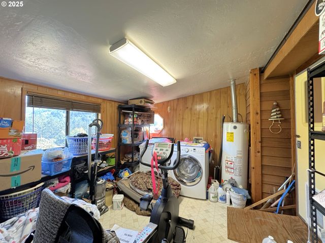 19921 WHALESHEAD Rd I 2, Brookings, OR 97415