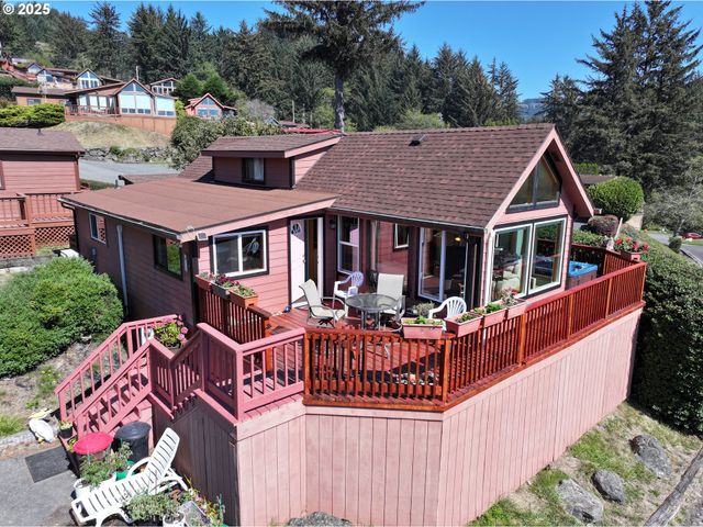 19921 WHALESHEAD Rd I 2, Brookings, OR 97415