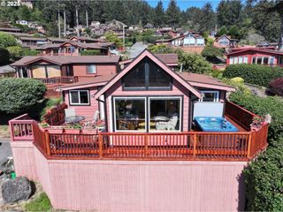 19921 WHALESHEAD Rd I 2, Brookings, OR 97415
