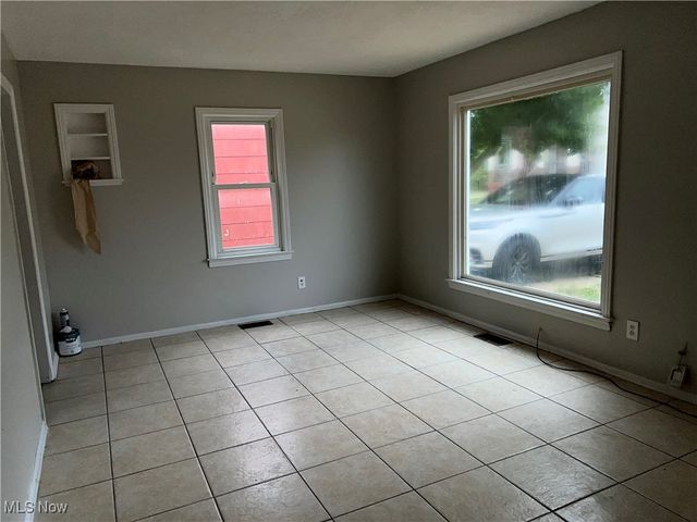 12620 Grimsby Avenue, Cleveland, OH 44135