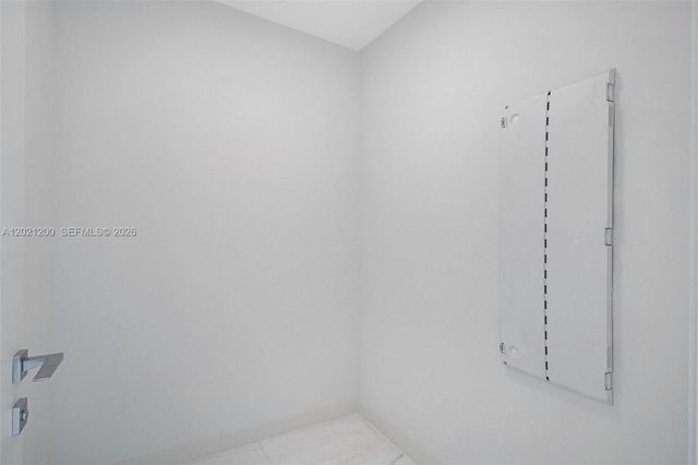 300 Biscayne Boulevard Way 2906W, Miami, FL 33131