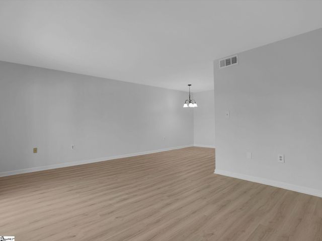 925 Cleveland Street Unit 26, Greenville, SC 29601