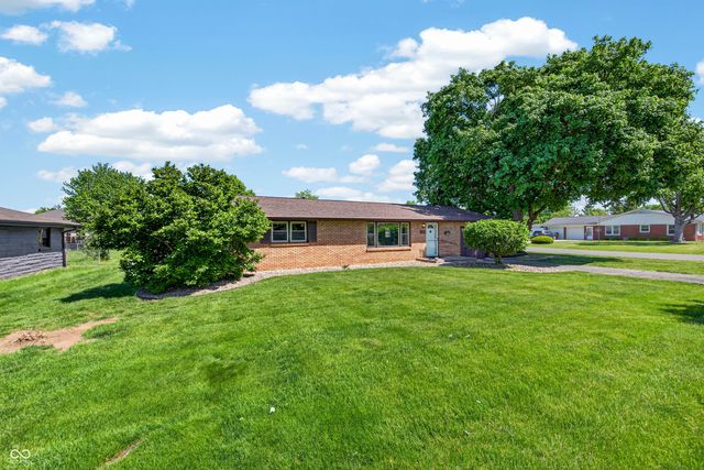 2240 Sims Drive, Columbus, IN 47203