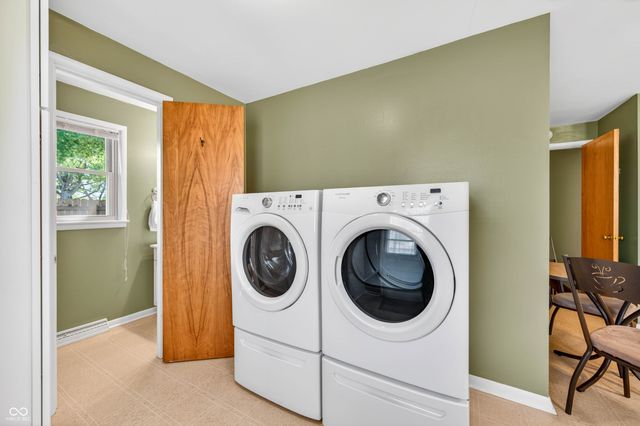 2240 Sims Drive, Columbus, IN 47203