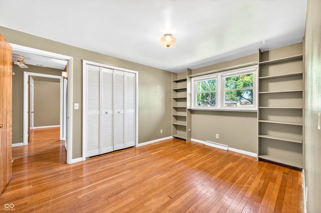 2240 Sims Drive, Columbus, IN 47203