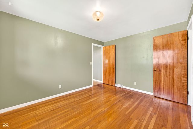2240 Sims Drive, Columbus, IN 47203