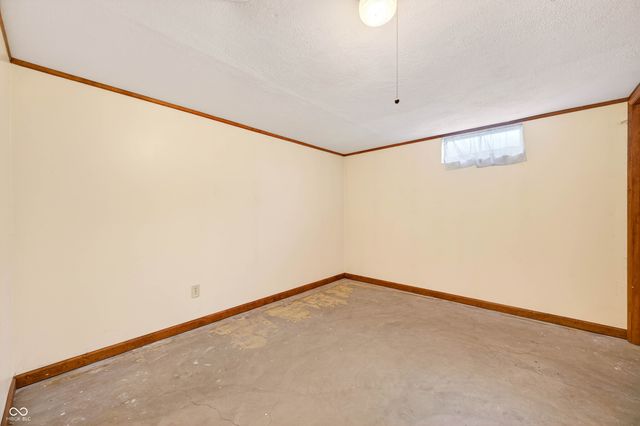 2240 Sims Drive, Columbus, IN 47203