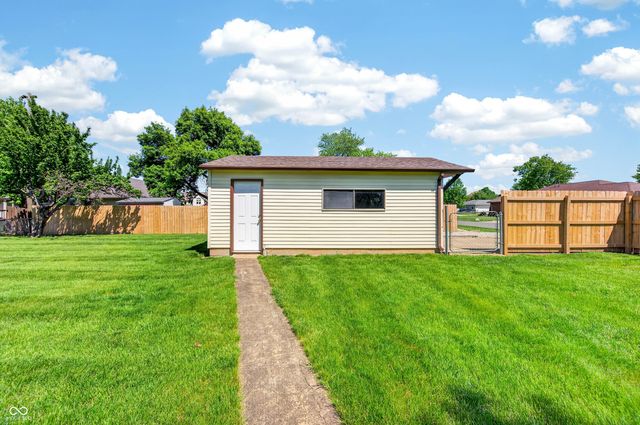 2240 Sims Drive, Columbus, IN 47203