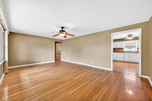 2240 Sims Drive, Columbus, IN 47203