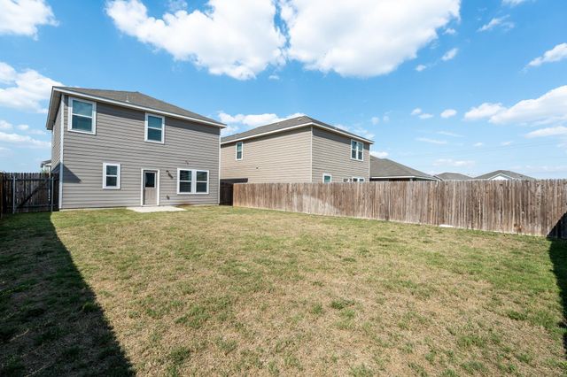 243 Waterbuck LOOP, Hutto, TX 78634