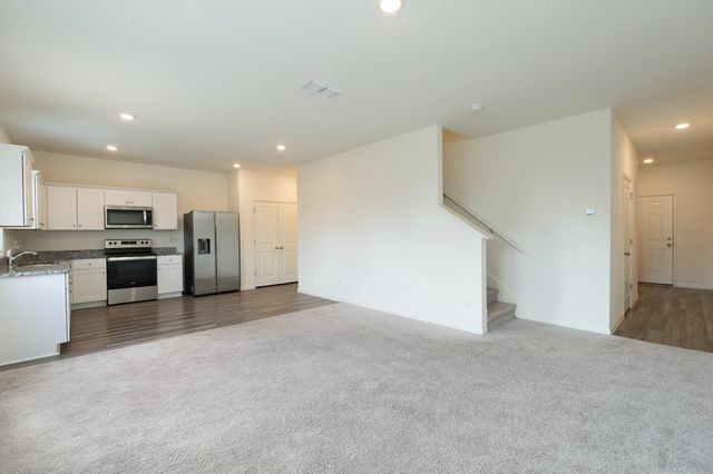 243 Waterbuck LOOP, Hutto, TX 78634