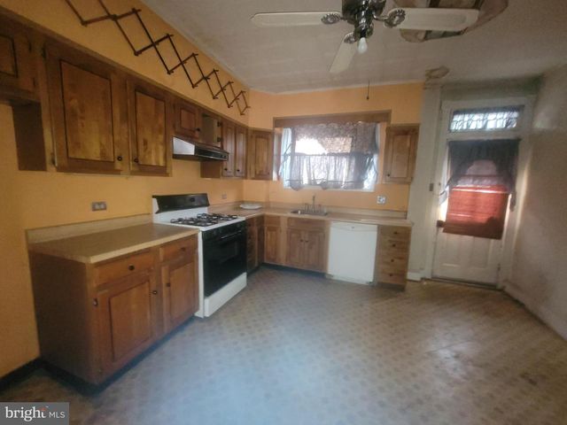 3407 ESTHER PL, Baltimore, MD 21224