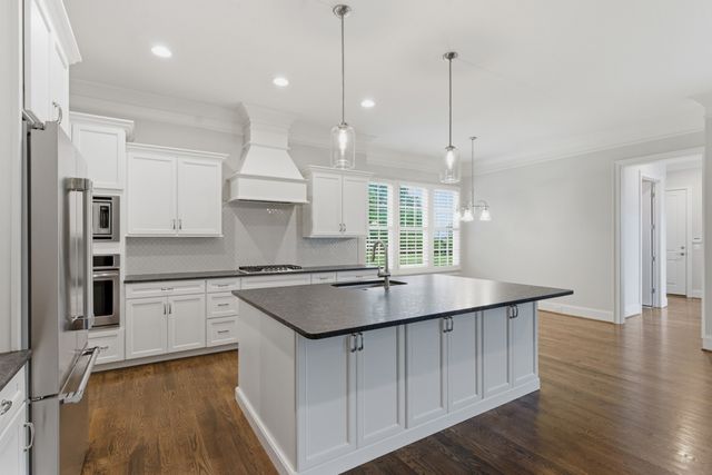 6010 Captain Freeman Pkwy, Franklin, TN 37064