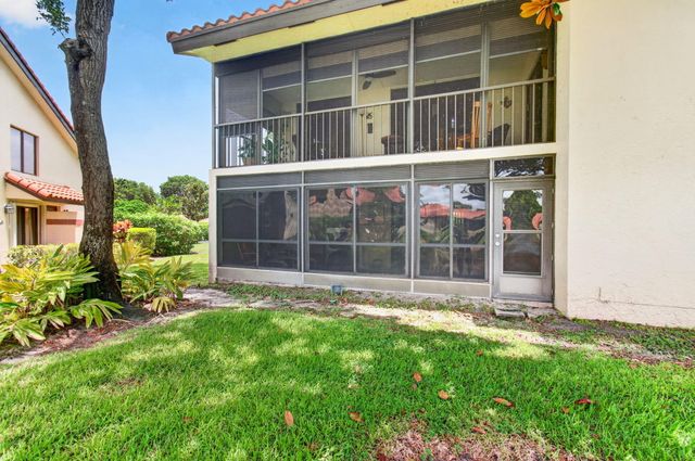 10247 N Circle Lake Drive 102, Boynton Beach, FL 33437