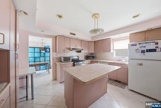 106 Summit Avenue, Bloomfield, NJ 07003