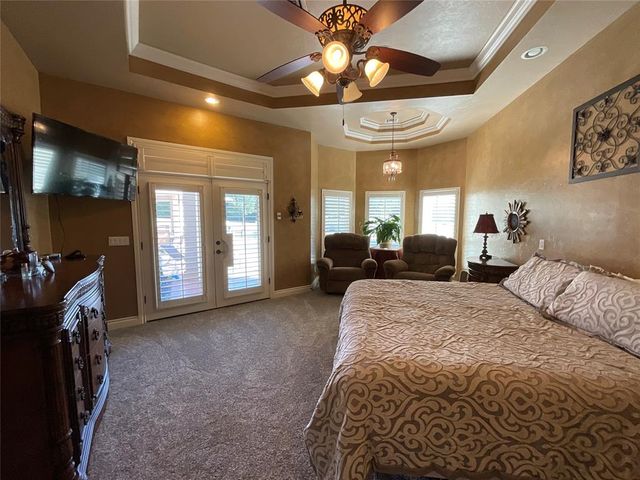 2203 W Georgia Avenue, Chickasha, OK 73018