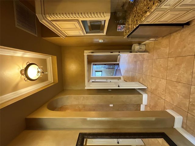 2203 W Georgia Avenue, Chickasha, OK 73018