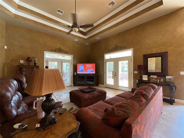 2203 W Georgia Avenue, Chickasha, OK 73018