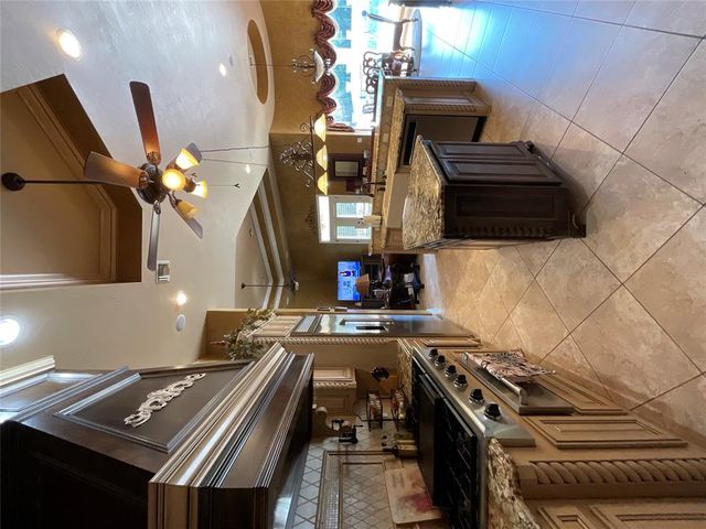 2203 W Georgia Avenue, Chickasha, OK 73018