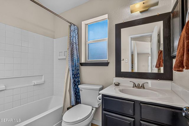 667 Danube Drive, Horizon City, TX 79928