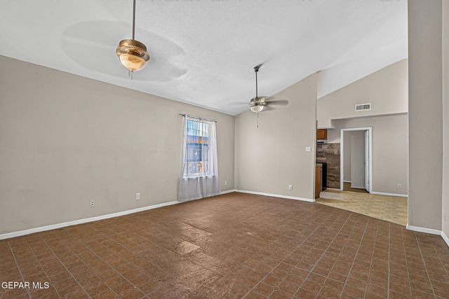 667 Danube Drive, Horizon City, TX 79928