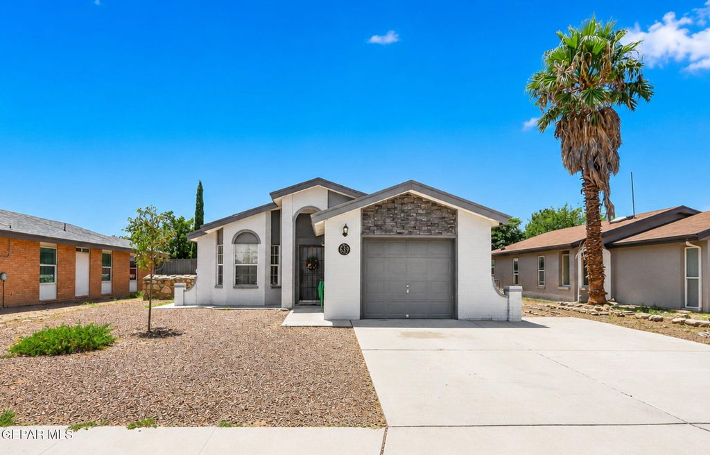 667 Danube Drive, Horizon City, TX 79928