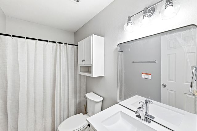 132 Mansfield Lake TRL, Kyle, TX 78640
