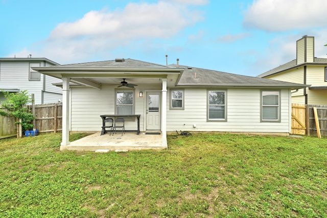 132 Mansfield Lake TRL, Kyle, TX 78640