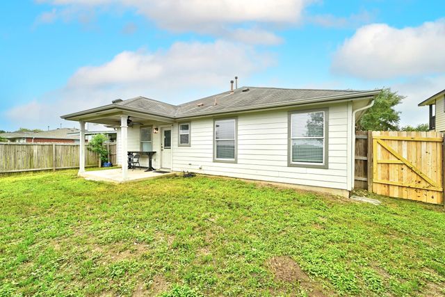 132 Mansfield Lake TRL, Kyle, TX 78640