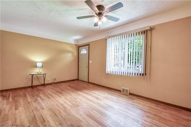 1256 E 331st Street, Eastlake, OH 44095