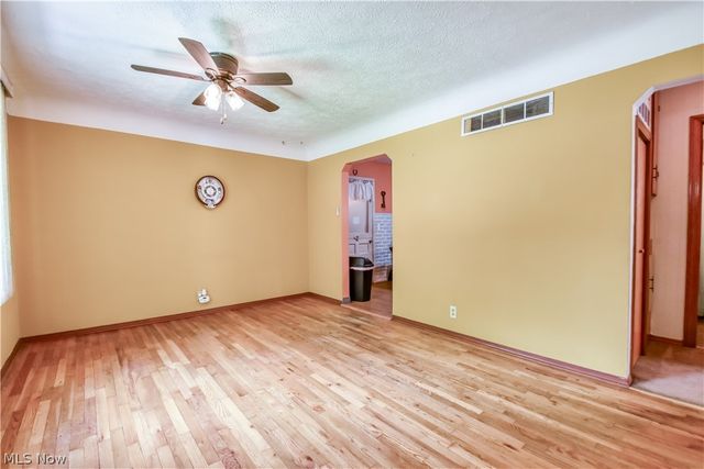 1256 E 331st Street, Eastlake, OH 44095