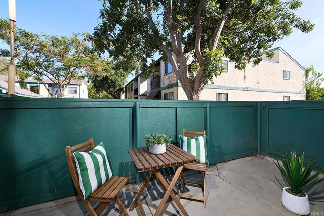 1811 Grand 163, Escondido, CA 92027