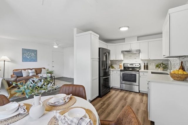 1811 Grand 163, Escondido, CA 92027
