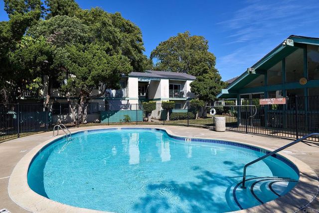 1811 Grand 163, Escondido, CA 92027