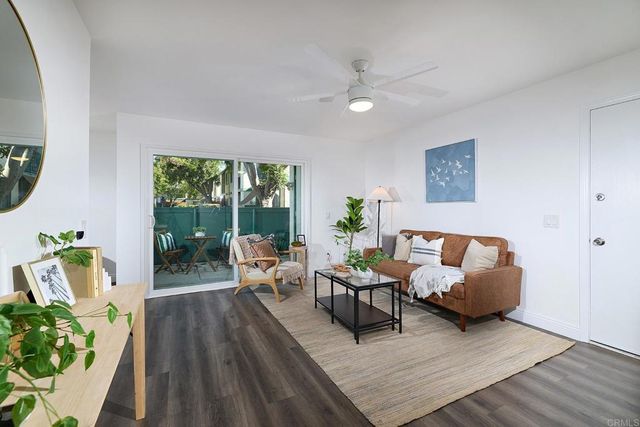 1811 Grand 163, Escondido, CA 92027