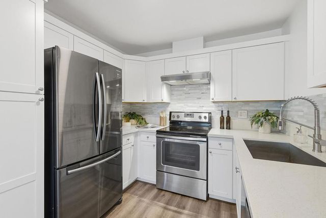 1811 Grand 163, Escondido, CA 92027