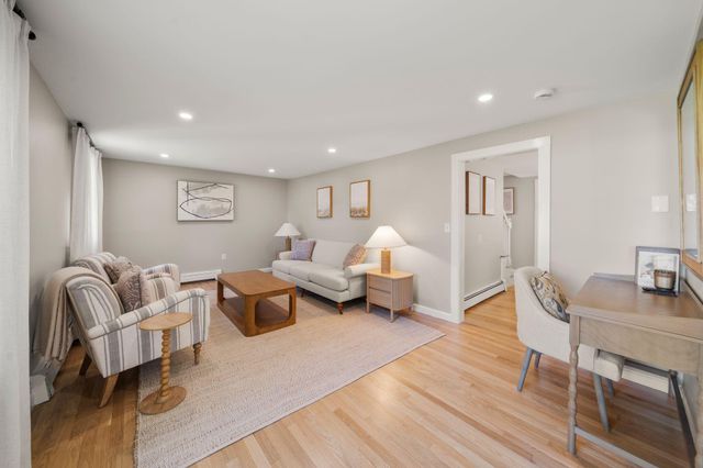 72 Grove Street, Hyannis, MA 02601