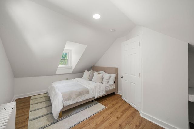 72 Grove Street, Hyannis, MA 02601