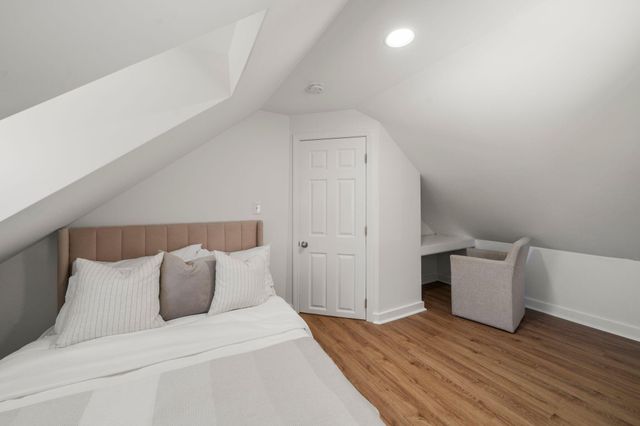 72 Grove Street, Hyannis, MA 02601