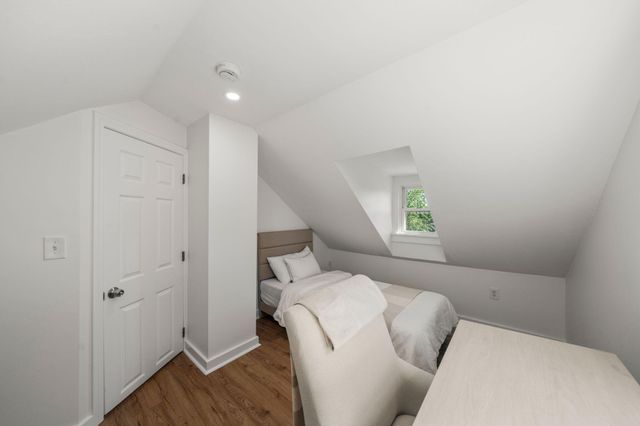 72 Grove Street, Hyannis, MA 02601