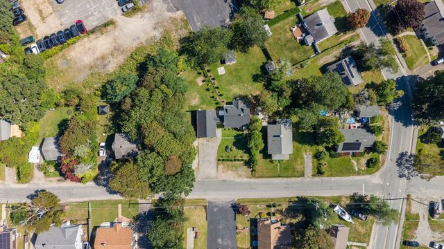 72 Grove Street, Hyannis, MA 02601