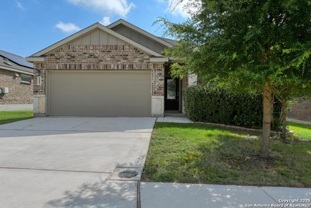 242 Holland, Schertz, TX 78108
