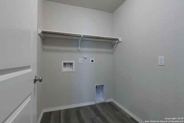 242 Holland, Schertz, TX 78108