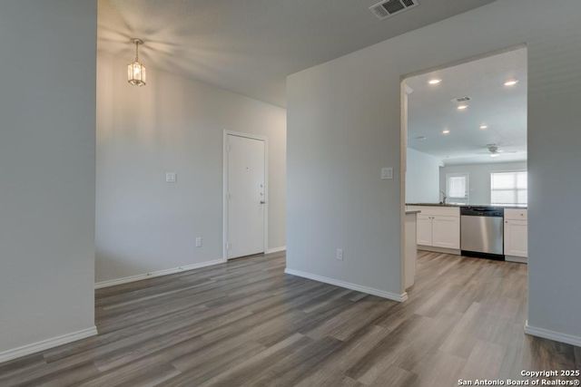 242 Holland, Schertz, TX 78108