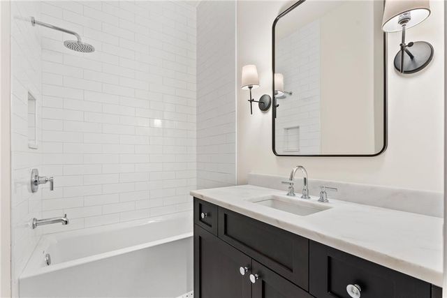 11821 Serenbe Lane, Chattahoochee Hills, GA 30268